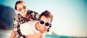 outrigger-twin-towns-resort-couple-sunglasses-istock-714x314-300x131